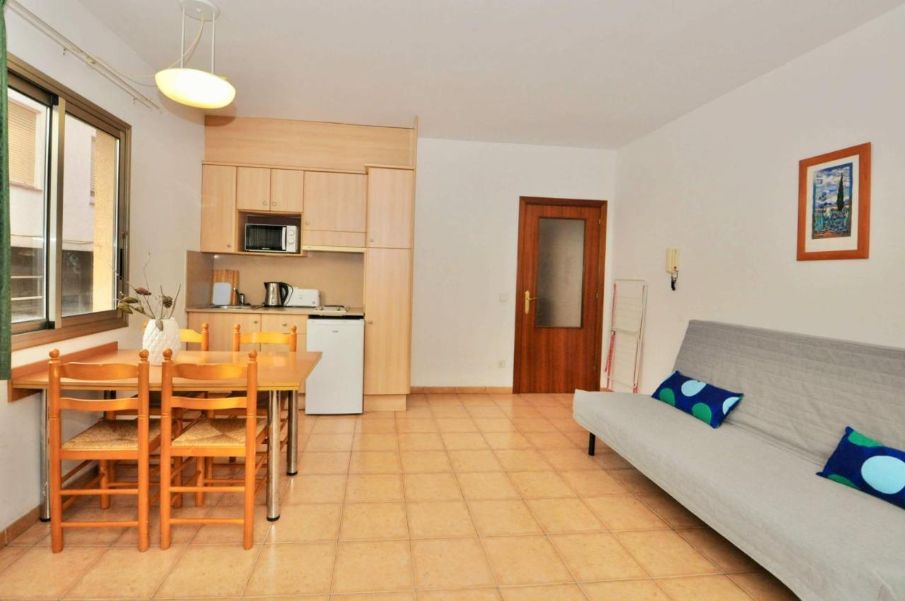 Apartments Sunsol Льорет-де-Мар Экстерьер фото