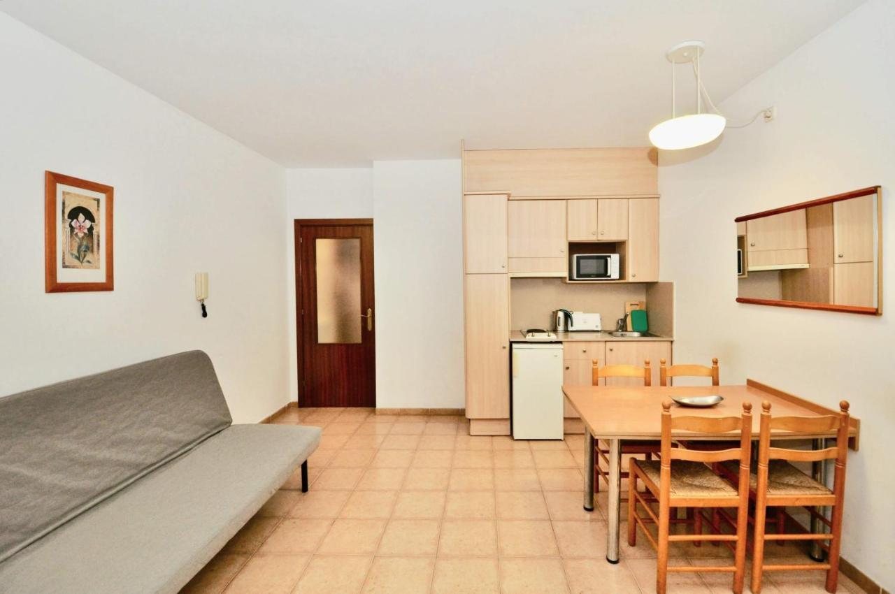Apartments Sunsol Льорет-де-Мар Экстерьер фото